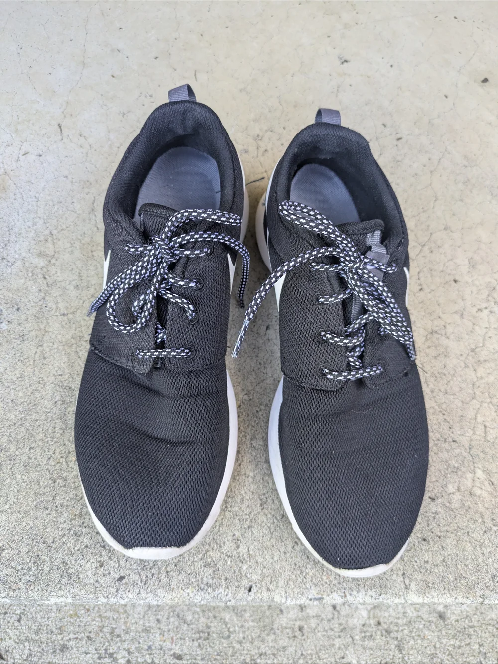 Nike Women's Black Knit Sneakers with White Sole